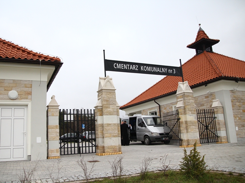 Nowy cmentarz w Bartoszach już otwarty