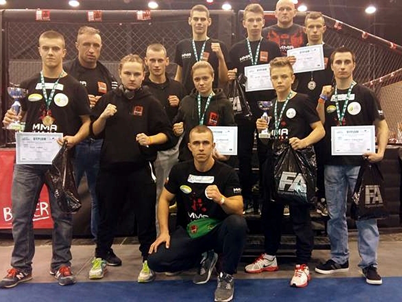 10 medali zawodników MMA Team Ełk