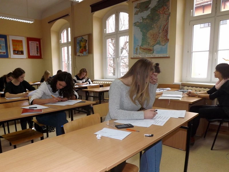 Kuratorium zapewnia: Gimnazjaliści przystąpią do egzaminów