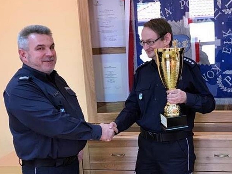 Najlepszy w Polsce policjant-szachista  pracuje w Ełku