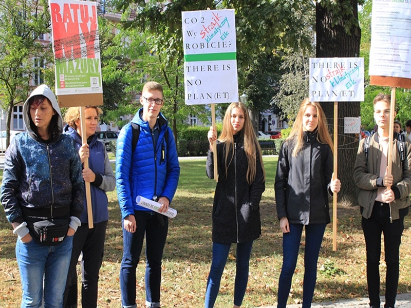 Młodzieżowy Strajk Klimatyczny w Ełku