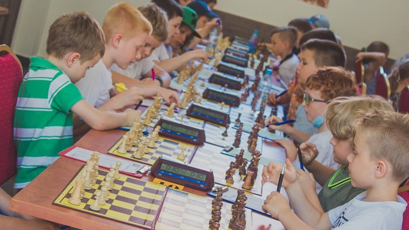 Młodzi szachiści z Ełku zawalczyli o mistrzostwo